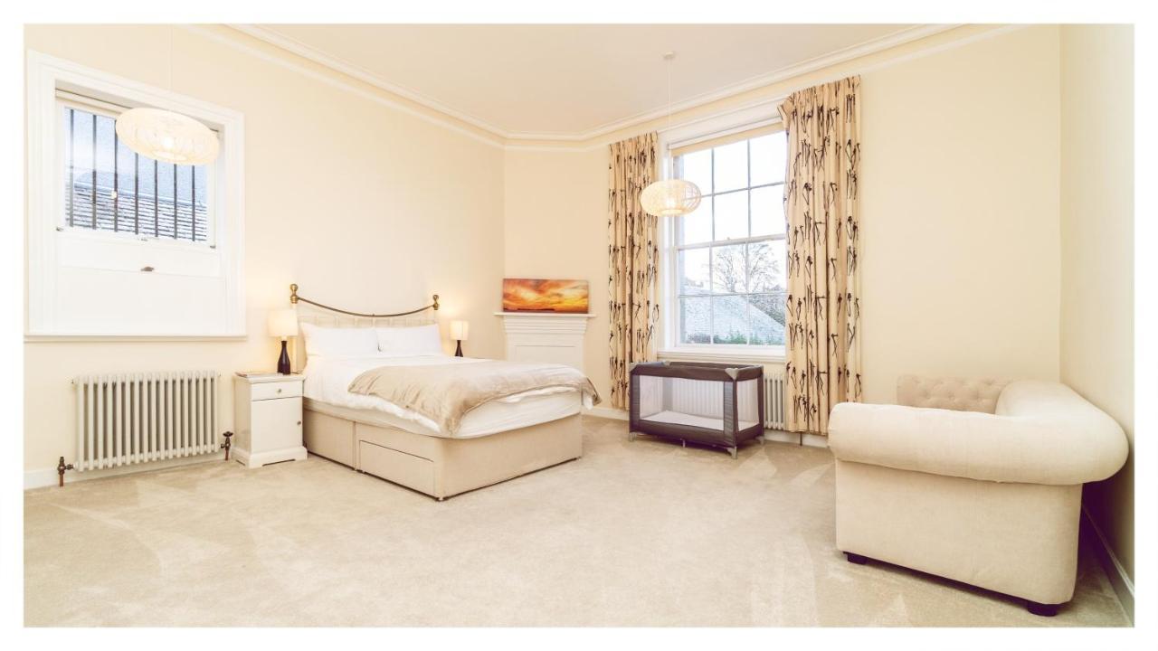 A Luxurious Masterpiece Steps From Stirling Villa Bagian luar foto